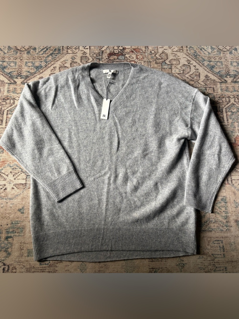 NEW Cashmere Banana Republic sweater, Women’s Small